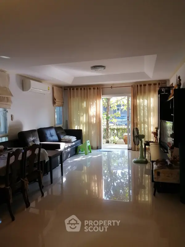 image_rental-6980172