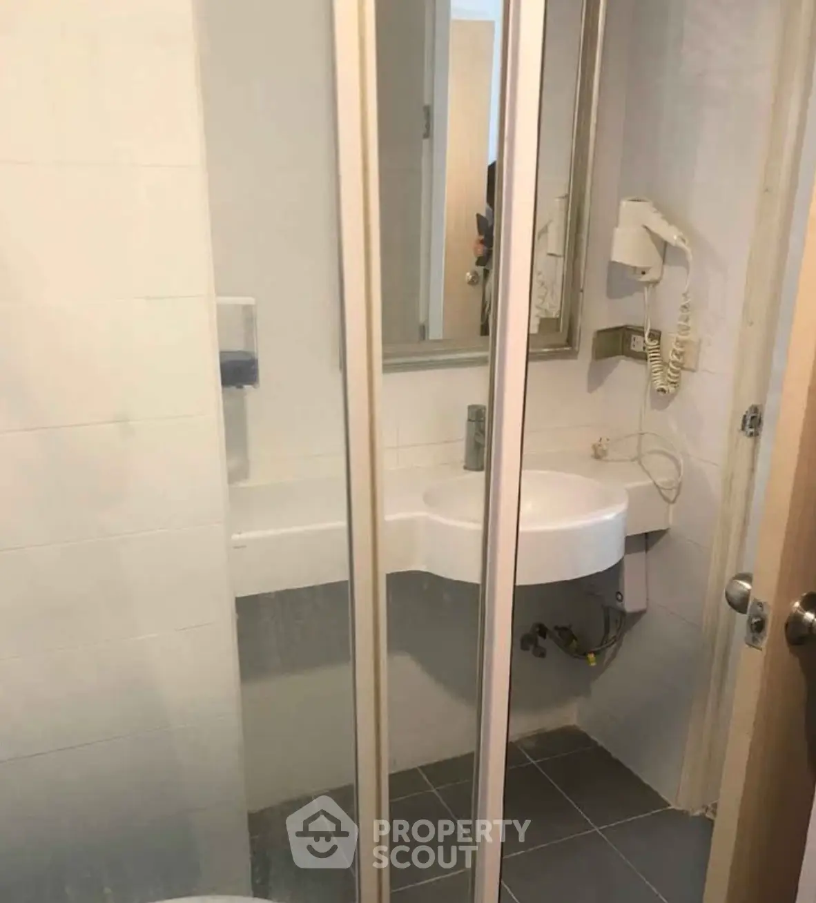 Screenshot 2568-11-25 at 16.58.55.jpg