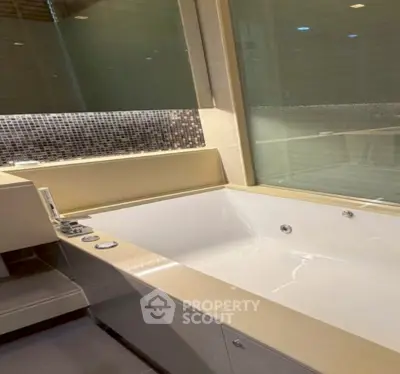 Screenshot 2569-04-09 at 19.06.44.jpg