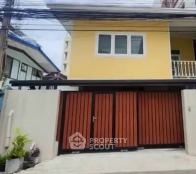 Screenshot 2025-12-08 093556.png