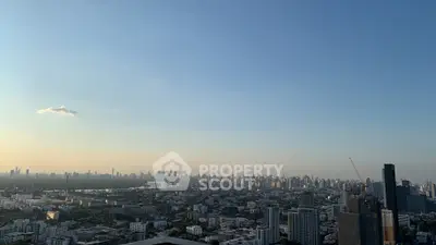  2 Bedrooms Condo at Whizdom Essence Sukhumvit-2