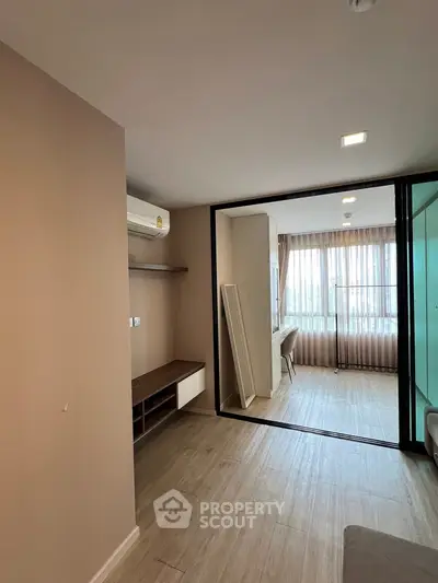 image_rental-27750777