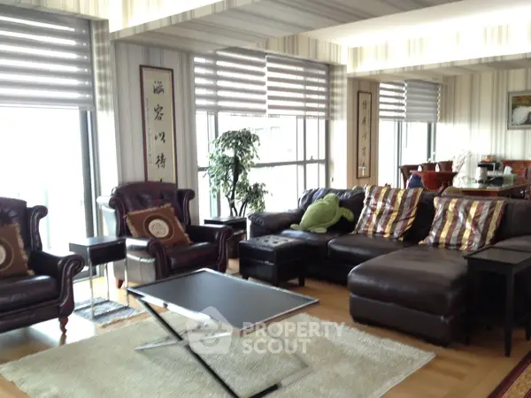 image_rental-29428910