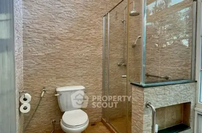 Screenshot 2026-04-15 203232.png