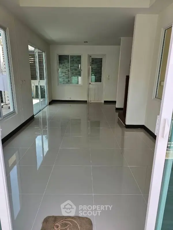 image_rental-13721422