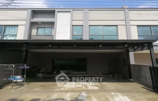 image_rental-13015525