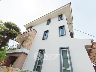 image_rental-18084022