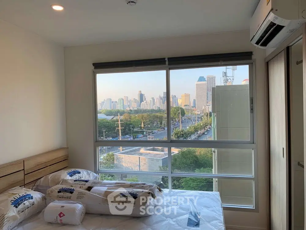  1 Bedroom Condo at Lumpini Place Rama 4 Kluaynamthai-1