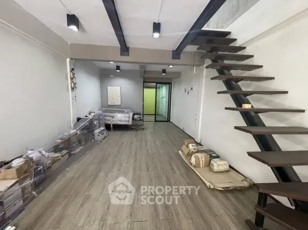 image_rental-22124999