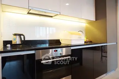  2 Bedrooms Condo -4