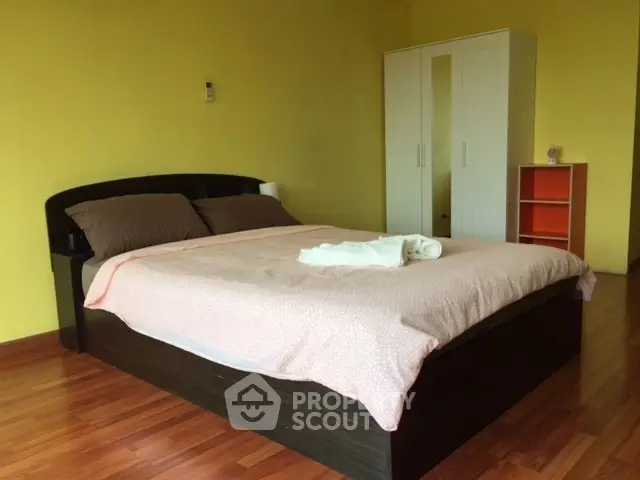  1 Bedroom Condo at Prayapirom Chateau Riverboat-6