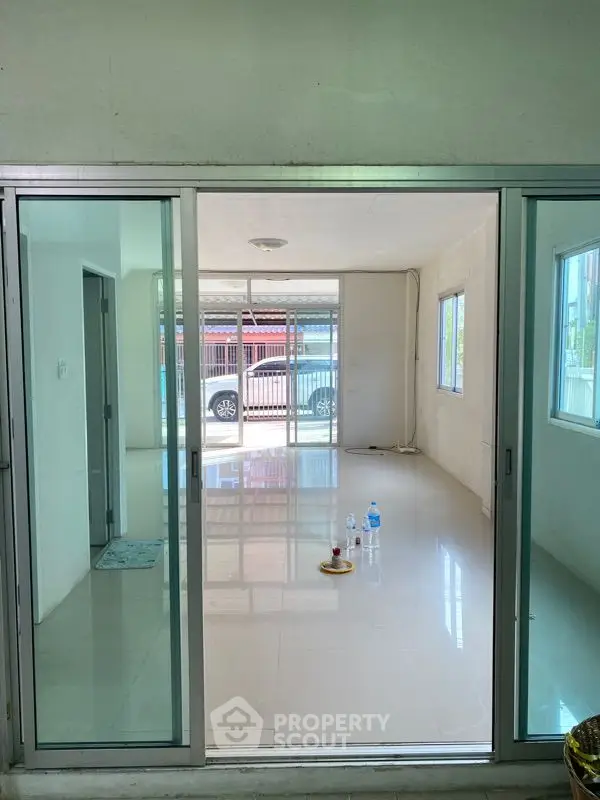 image_rental-15165762