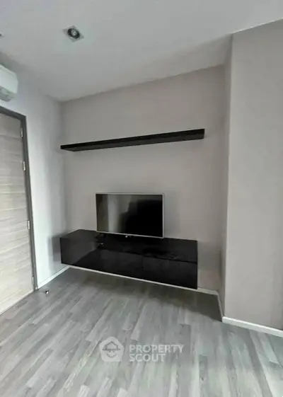 image_rental-29382276