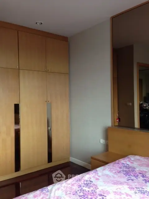  1 Bedroom Condo at Circle Condominium-1