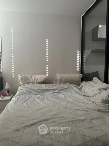 image_rental-28880764