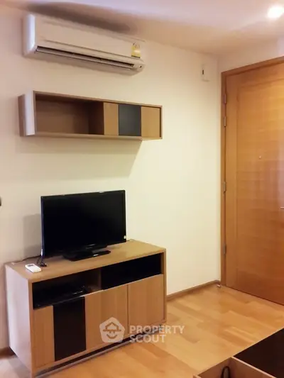  1 Bedroom Condo at Fuse Sathorn Taksin-5