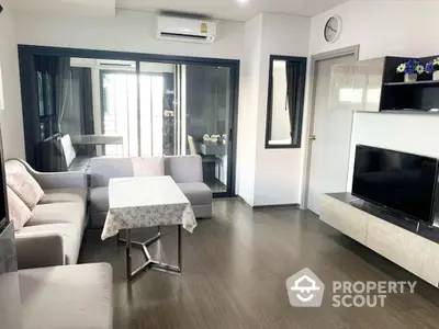  2 Bedrooms Condo at Ideo Phahoi Chatuchak-2