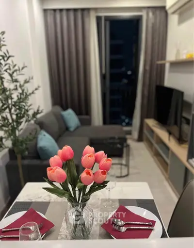 Chic modern living room with elegant decor and cozy ambiance