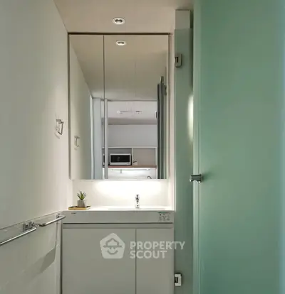 Screenshot 2568-12-15 at 14.19.55.jpg