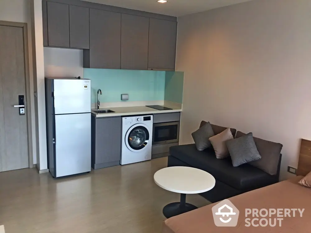  1 Bedroom Condo at Rhythm Sukhumvit 36 38-2