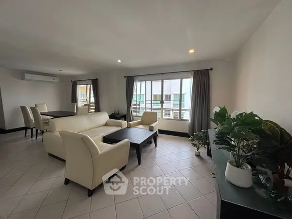 image_rental-29692338