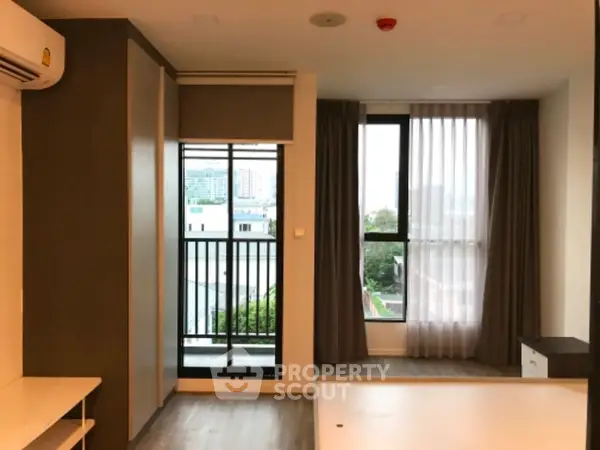 image_rental-7563094