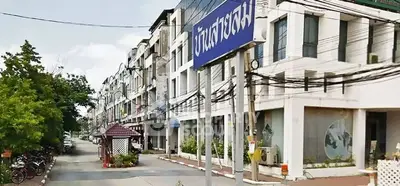 image_rental-27215717