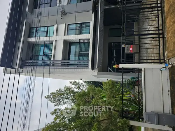 image_rental-28113551