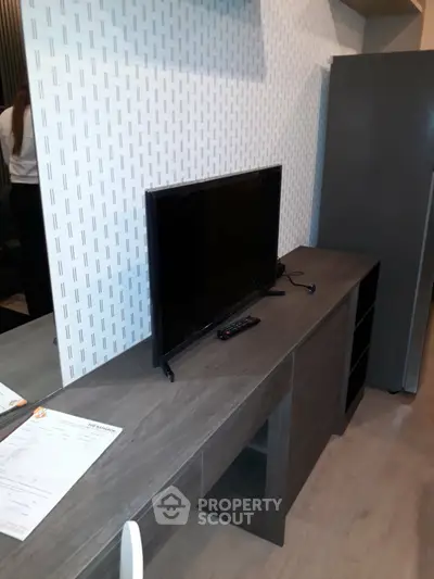 image_rental-5683922