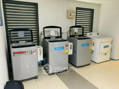  1 Bedroom Condo at The Rich Sathorn Taksin-4