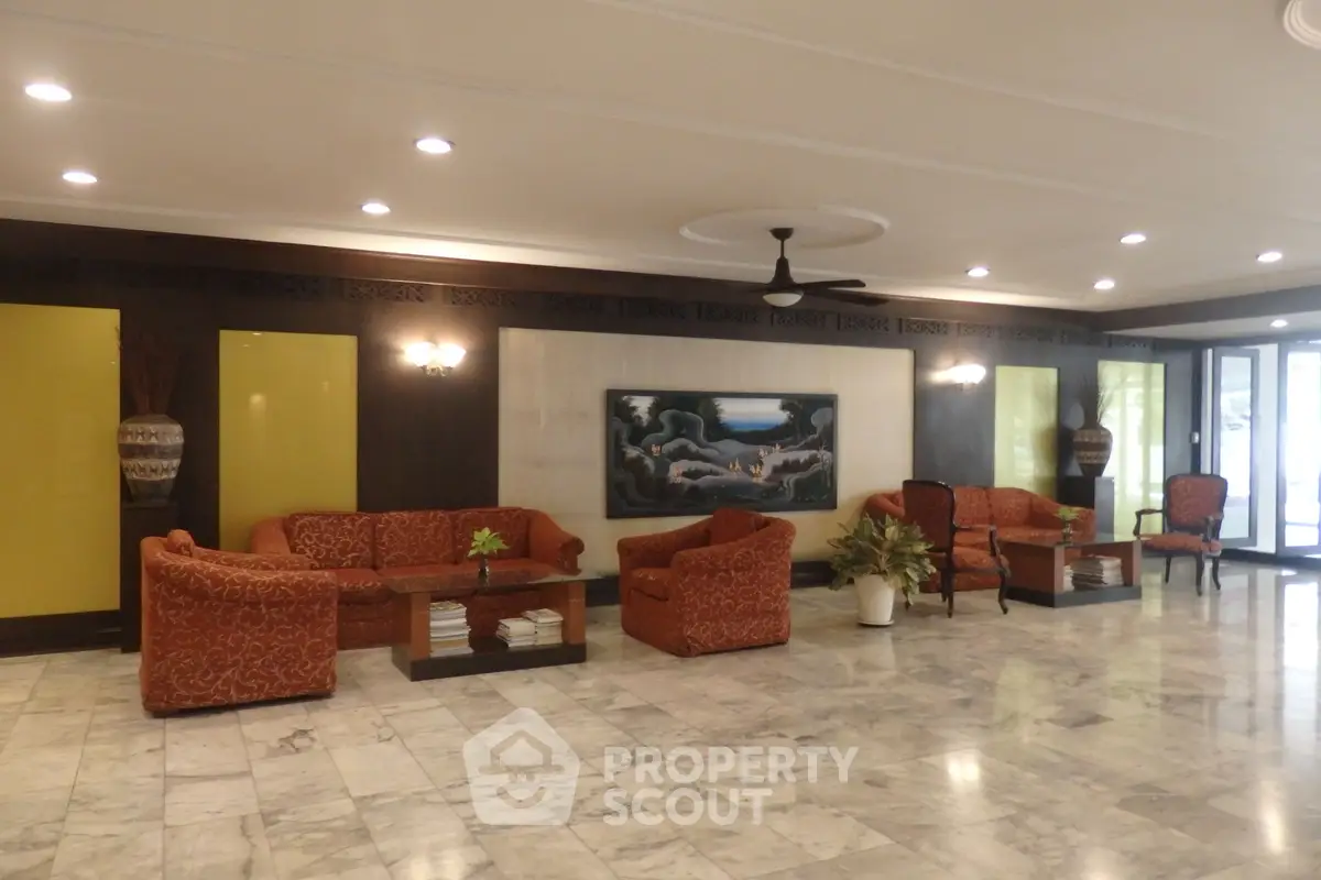 D.S. Tower 1 Sukhumvit 33