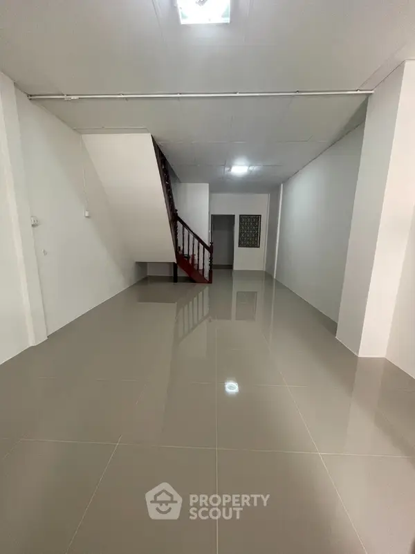 image_rental-14254529