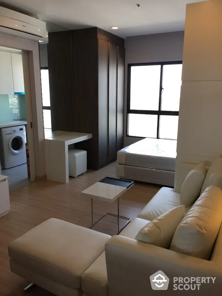  1 Bedroom Condo at Urbano Absolute-1