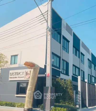 Screenshot 2568-02-04 at 10.16.52.jpg