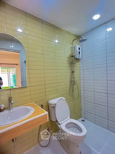 Modern bathroom with sleek fixtures and stylish tile design