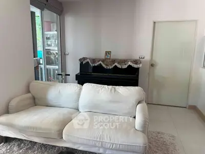 image_rental-31621833