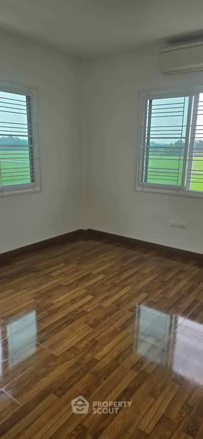 image_rental-29788629