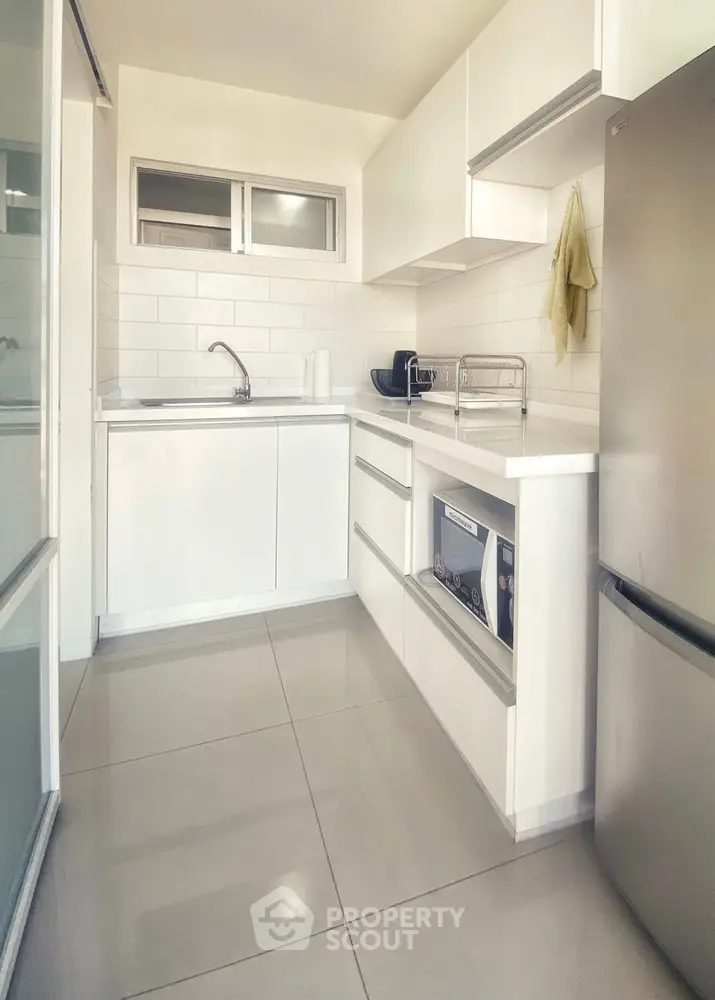  2 Bedrooms Condo at Lumpini Place Rama 9 Ratchada Phase 1 2-1