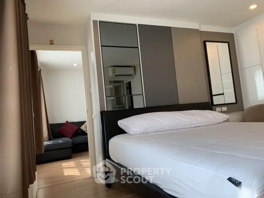  1 Bedroom Condo at Lumpini Ville Ramkhamhaeng 26-1