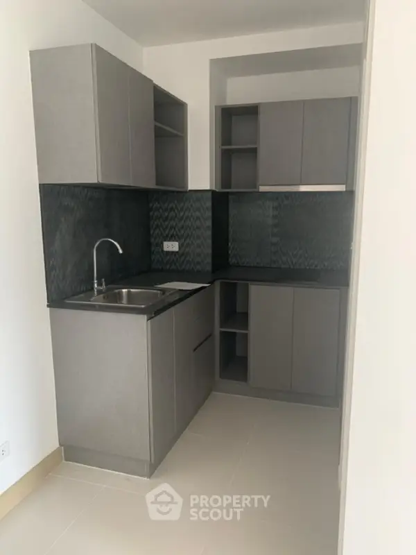 image_rental-13007438