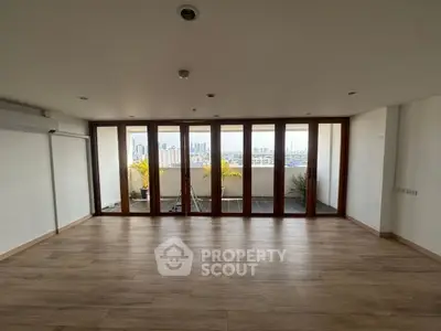 image_rental-28918392