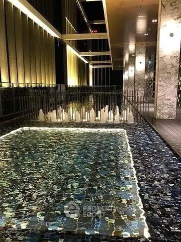  1 Bedroom Condo at Park Origin Phrom Phong-3
