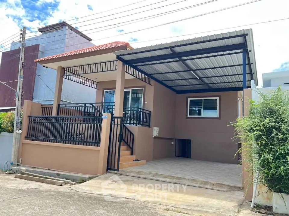 Charming single-story home with covered carport and modern exterior design.