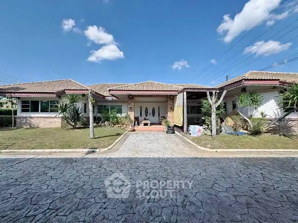 image_rental-28840145