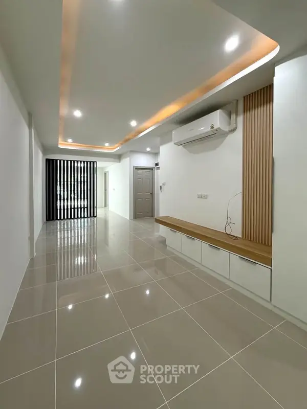 image_rental-29566916