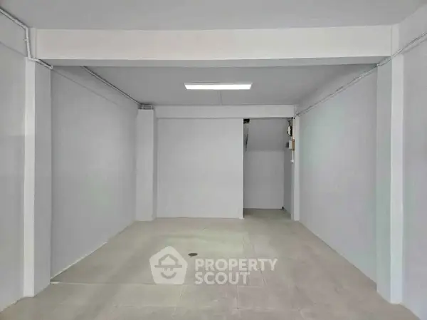 image_rental-28732879