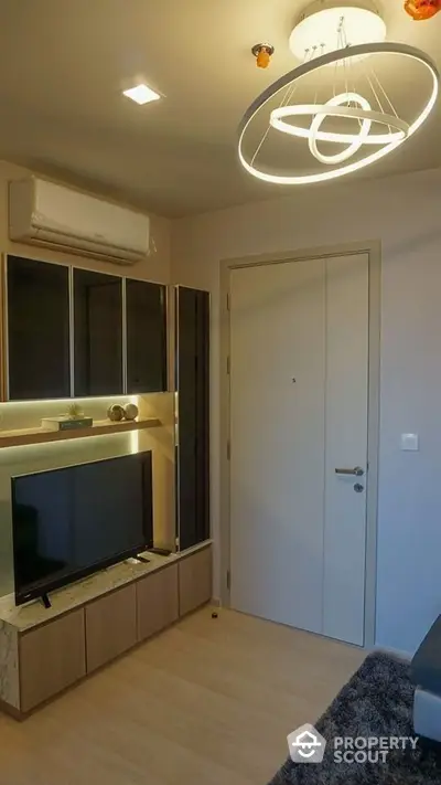  1 Bedroom Condo at Life Sukhumvit 48-5