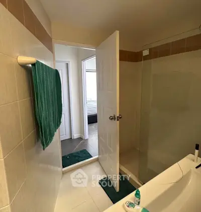 Screenshot 2569-03-23 at 21.35.32.jpg