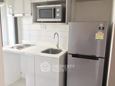  1 Bedroom Condo at Ideo Mobi Phayathai-4
