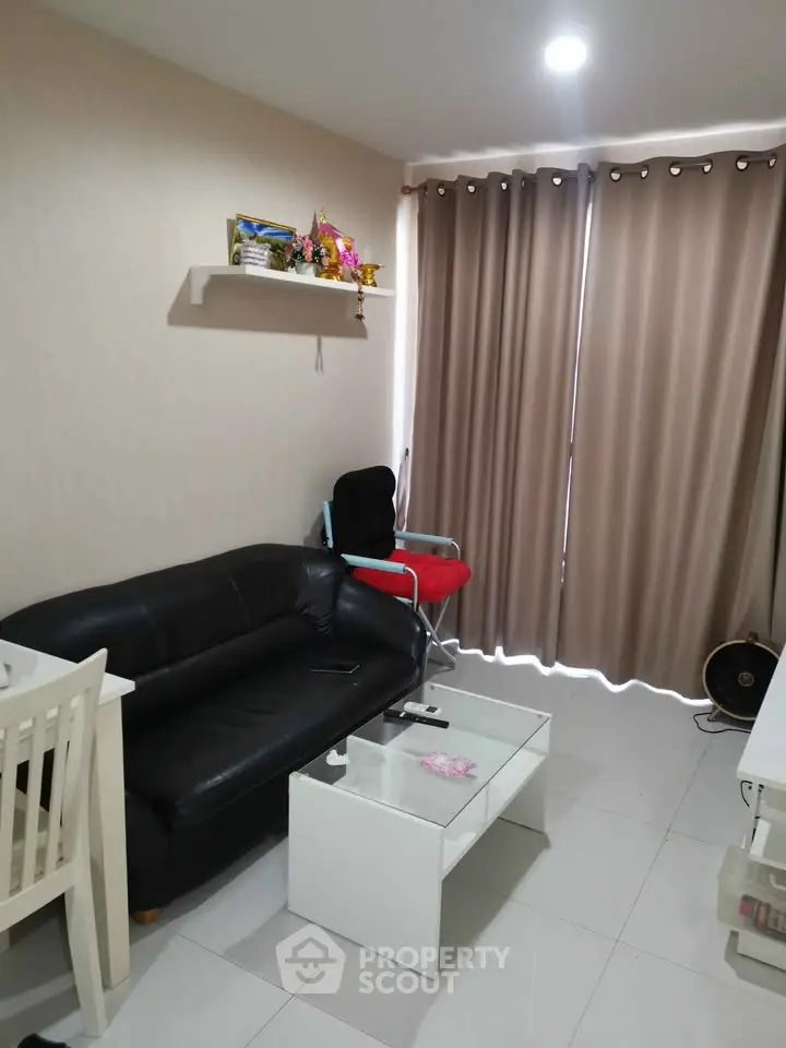 Cozy living room with modern furniture and natural light